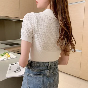 Ir 2021. Jaunu korejiešu Dizaina Vasaras Balts Trikotāžas T-krekls Modes Dāmu Polo Apkakle Slim Džemperi, Topi ar Īsām Piedurknēm Apkakli Sievietēm
